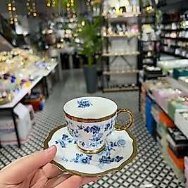 Mavi çiçekli ayaklı fincan takımı