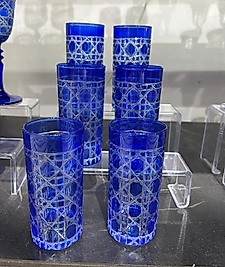 Full mavi el kesmesi kahve yanı bardağı