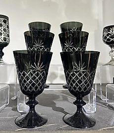 Full siyah el kesmesi kahve yanı bardağı