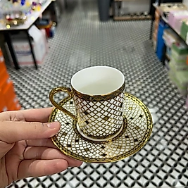 Gold detaylı fincan takımı