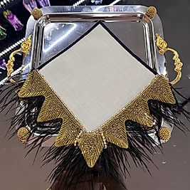 Siyah beyaz otrişli sunum peçetesi